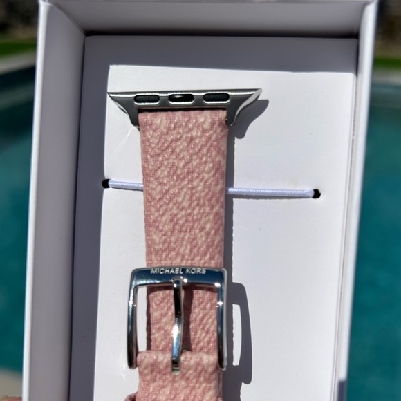 Michael Kors Access Apple Watch Band 38MM/40MM Micro PVC - Picture 9 of 17